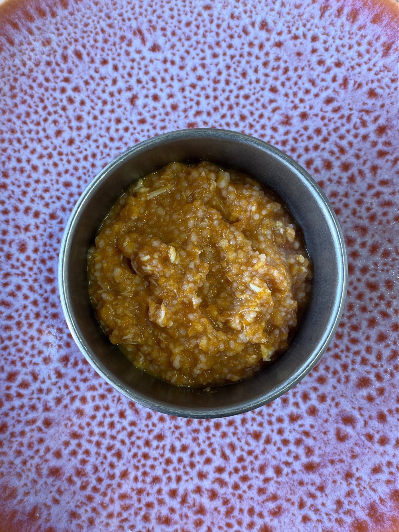Seizoensgerecht: Kip met pruim & rozemarijn. Couscous, wortel, witte bonen & een vleugje vanille.